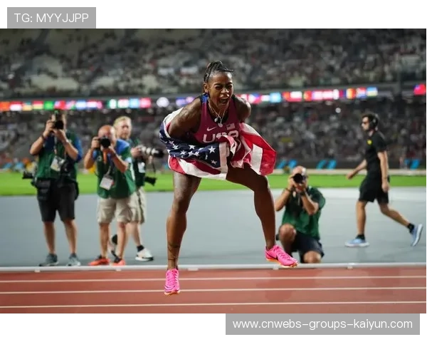 女子百米大战跑出惊人 10.65