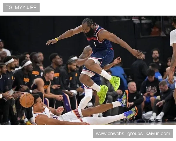 援兵替补连得分，快船换人策略奏效